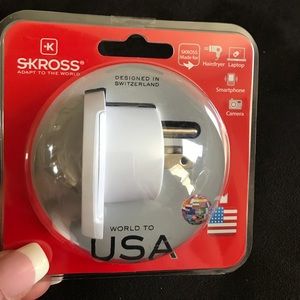 3/$15.00 SKROSS Travel Adap!!NEW in Pkg
